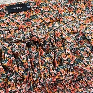 Floral blouse with balloon sleeves